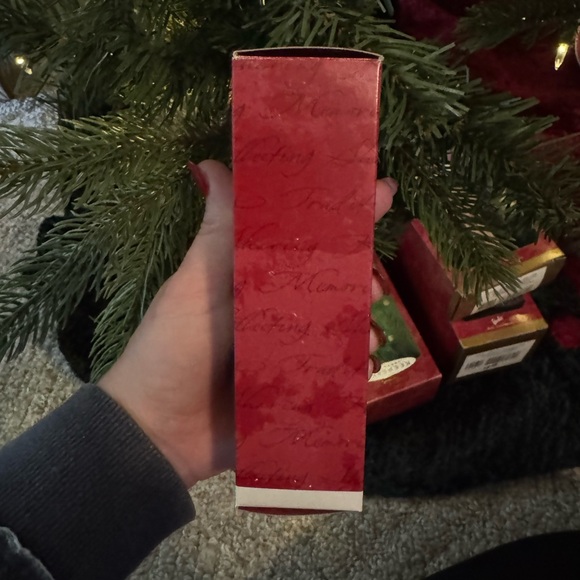 1999 Hallmark Keepsake Barbie Gay Parisienne Christmas Ornament - Picture 8 of 8